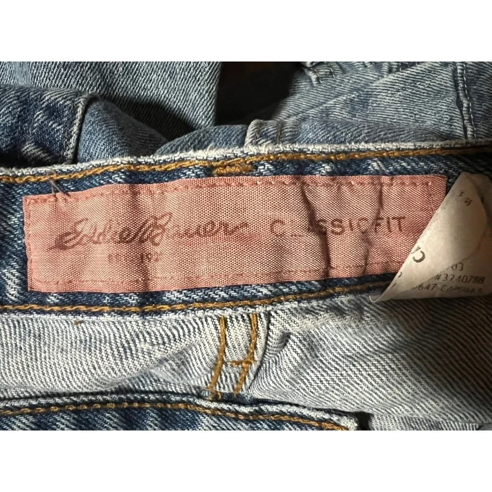 Eddie Bauer Classic Fit Jeans Mens Blue Denim Straight Leg Rugged 100% Cotton